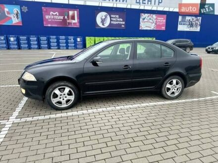 Черный Шкода Октавия, объемом двигателя 1.8 л и пробегом 206 тыс. км за 5150 $, фото 1 на Automoto.ua