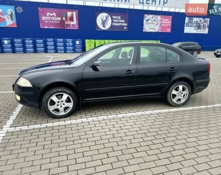 Черный Шкода Октавия, объемом двигателя 1.8 л и пробегом 206 тыс. км за 5150 $, фото 1 на Automoto.ua