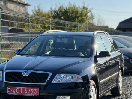 Черный Шкода Октавия, объемом двигателя 1.6 л и пробегом 243 тыс. км за 7499 $, фото 1 на Automoto.ua