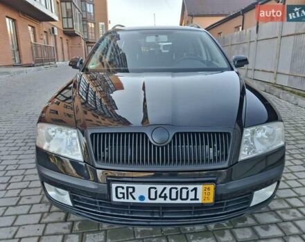 Чорний Шкода Октавія, об'ємом двигуна 1.8 л та пробігом 261 тис. км за 6800 $, фото 1 на Automoto.ua