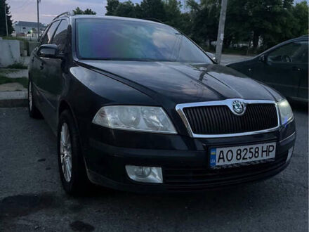 Шкода Октавия 2008 в Хусте на Automoto.ua Черный Шкода Октавия, объемом двигателя 1.6 л и пробегом 274 тыс. км за 5700 $, фото 1 на Automoto.ua