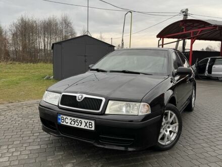 Черный Шкода Октавия, объемом двигателя 1.8 л и пробегом 355 тыс. км за 4700 $, фото 1 на Automoto.ua