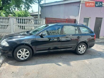 Черный Шкода Октавия, объемом двигателя 1.6 л и пробегом 200 тыс. км за 6600 $, фото 1 на Automoto.ua