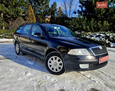 Черный Шкода Октавия, объемом двигателя 1.6 л и пробегом 197 тыс. км за 6550 $, фото 1 на Automoto.ua