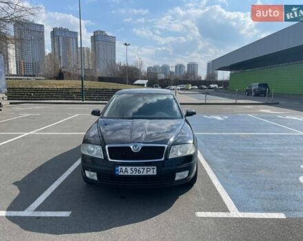 Черный Шкода Октавия, объемом двигателя 2 л и пробегом 312 тыс. км за 5500 $, фото 1 на Automoto.ua