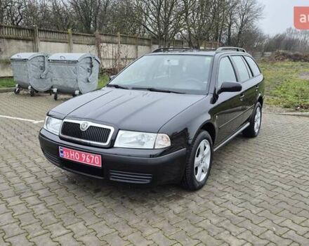 Черный Шкода Октавия, объемом двигателя 1.6 л и пробегом 197 тыс. км за 5900 $, фото 1 на Automoto.ua