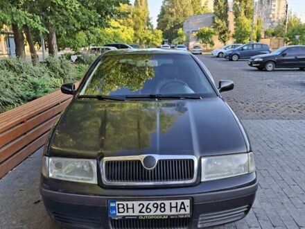 Черный Шкода Октавия, объемом двигателя 1.6 л и пробегом 258 тыс. км за 4800 $, фото 1 на Automoto.ua