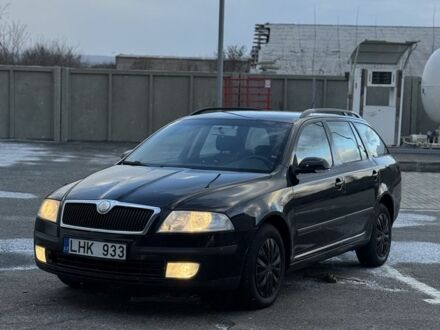 Черный Шкода Октавия, объемом двигателя 1.9 л и пробегом 280 тыс. км за 3550 $, фото 1 на Automoto.ua