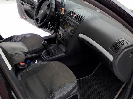 Чорний Шкода Октавія, об'ємом двигуна 1.6 л та пробігом 322 тис. км за 6200 $, фото 1 на Automoto.ua