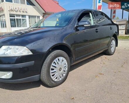 Чорний Шкода Октавія, об'ємом двигуна 1.6 л та пробігом 205 тис. км за 5700 $, фото 1 на Automoto.ua