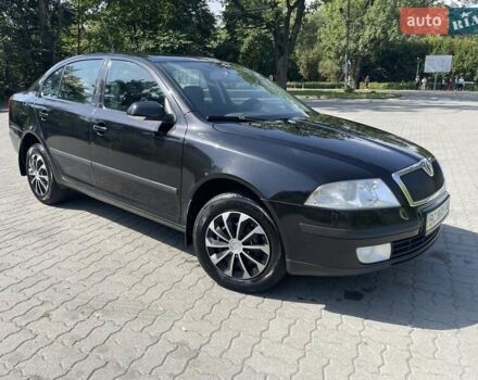 Чорний Шкода Октавія, об'ємом двигуна 1.6 л та пробігом 204 тис. км за 5800 $, фото 1 на Automoto.ua