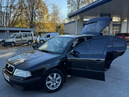 Черный Шкода Октавия, объемом двигателя 1.6 л и пробегом 233 тыс. км за 4999 $, фото 1 на Automoto.ua