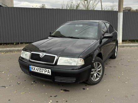Черный Шкода Октавия, объемом двигателя 1.6 л и пробегом 201 тыс. км за 6500 $, фото 1 на Automoto.ua