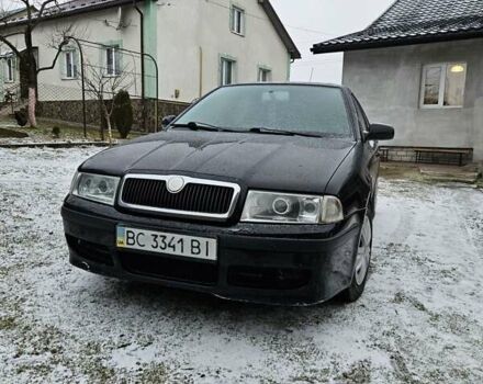 Черный Шкода Октавия, объемом двигателя 1.8 л и пробегом 310 тыс. км за 4000 $, фото 1 на Automoto.ua