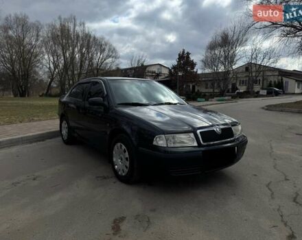 Черный Шкода Октавия, объемом двигателя 1.6 л и пробегом 268 тыс. км за 5500 $, фото 1 на Automoto.ua