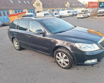 Черный Шкода Октавия, объемом двигателя 1.6 л и пробегом 243 тыс. км за 7200 $, фото 1 на Automoto.ua