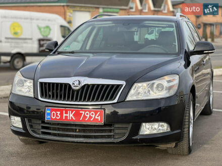 Черный Шкода Октавия, объемом двигателя 1.82 л и пробегом 220 тыс. км за 7700 $, фото 1 на Automoto.ua