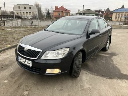 Чорний Шкода Октавія, об'ємом двигуна 1.6 л та пробігом 367 тис. км за 5200 $, фото 1 на Automoto.ua