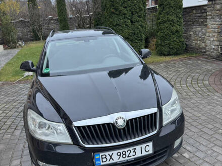 Черный Шкода Октавия, объемом двигателя 1.6 л и пробегом 250 тыс. км за 9300 $, фото 1 на Automoto.ua