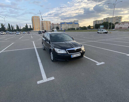 Черный Шкода Октавия, объемом двигателя 1.6 л и пробегом 282 тыс. км за 6700 $, фото 1 на Automoto.ua