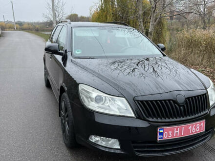 Черный Шкода Октавия, объемом двигателя 1.4 л и пробегом 216 тыс. км за 7000 $, фото 1 на Automoto.ua