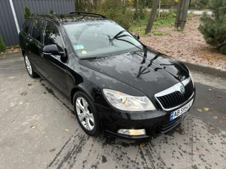 Черный Шкода Октавия, объемом двигателя 1.6 л и пробегом 311 тыс. км за 5499 $, фото 1 на Automoto.ua
