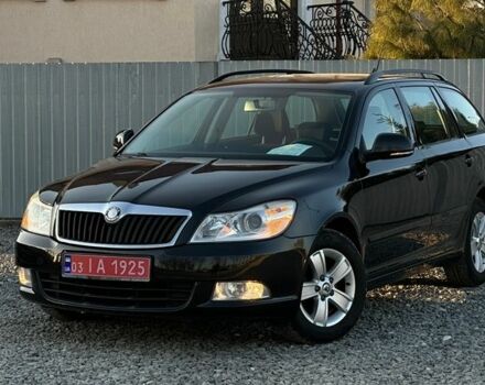 Черный Шкода Октавия, объемом двигателя 1.6 л и пробегом 215 тыс. км за 9499 $, фото 1 на Automoto.ua