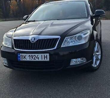 Черный Шкода Октавия, объемом двигателя 2 л и пробегом 277 тыс. км за 7200 $, фото 1 на Automoto.ua