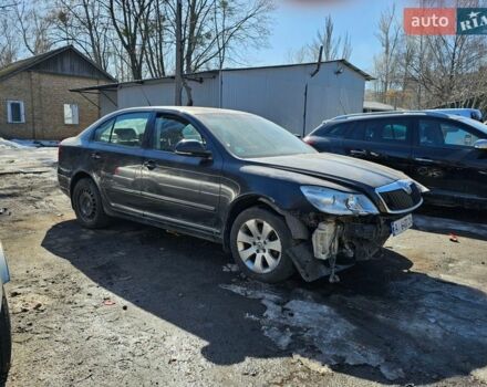 Черный Шкода Октавия, объемом двигателя 1.8 л и пробегом 200 тыс. км за 3000 $, фото 1 на Automoto.ua