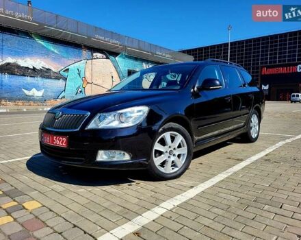 Черный Шкода Октавия, объемом двигателя 1.4 л и пробегом 190 тыс. км за 8200 $, фото 1 на Automoto.ua