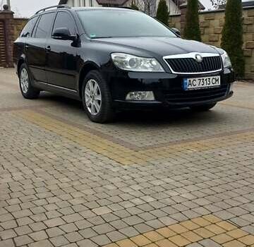Черный Шкода Октавия, объемом двигателя 1.6 л и пробегом 227 тыс. км за 7499 $, фото 1 на Automoto.ua