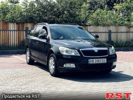 Черный Шкода Октавия, объемом двигателя 1.6 л и пробегом 320 тыс. км за 8300 $, фото 1 на Automoto.ua