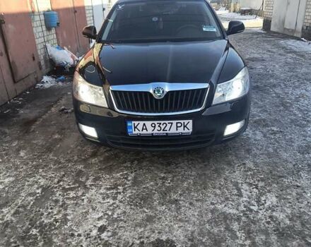 Черный Шкода Октавия, объемом двигателя 1.8 л и пробегом 246 тыс. км за 10300 $, фото 1 на Automoto.ua
