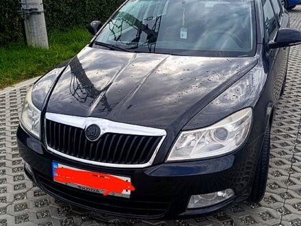 Чорний Шкода Октавія, об'ємом двигуна 1.6 л та пробігом 267 тис. км за 8000 $, фото 1 на Automoto.ua