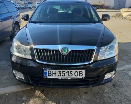 Шкода Октавия 2010 в Подольск (Котовск) на Automoto.ua Черный Шкода Октавия, объемом двигателя 1.6 л и пробегом 317 тыс. км за 7500 $, фото 1 на Automoto.ua