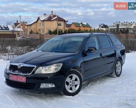 Черный Шкода Октавия, объемом двигателя 1.6 л и пробегом 231 тыс. км за 8400 $, фото 1 на Automoto.ua