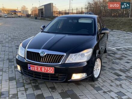 Черный Шкода Октавия, объемом двигателя 1.4 л и пробегом 239 тыс. км за 6800 $, фото 1 на Automoto.ua