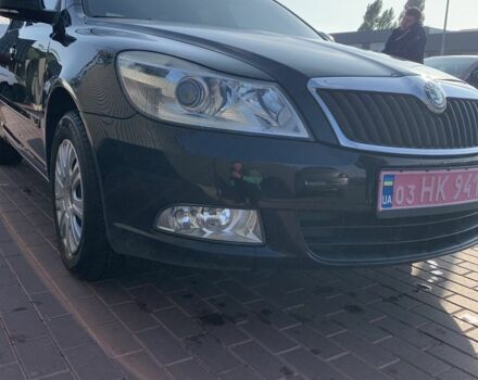 Шкода Октавия 2010 в Сарнах на Automoto.ua Черный Шкода Октавия, объемом двигателя 1.6 л и пробегом 160 тыс. км за 9200 $, фото 1 на Automoto.ua