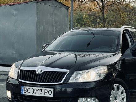 Черный Шкода Октавия, объемом двигателя 1.2 л и пробегом 220 тыс. км за 5250 $, фото 1 на Automoto.ua