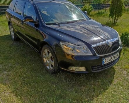 Черный Шкода Октавия, объемом двигателя 2 л и пробегом 402 тыс. км за 8500 $, фото 1 на Automoto.ua