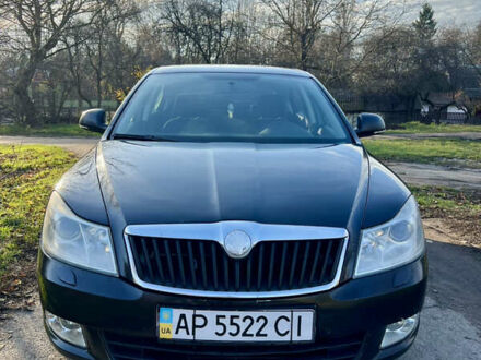 Черный Шкода Октавия, объемом двигателя 1.8 л и пробегом 328 тыс. км за 6300 $, фото 1 на Automoto.ua