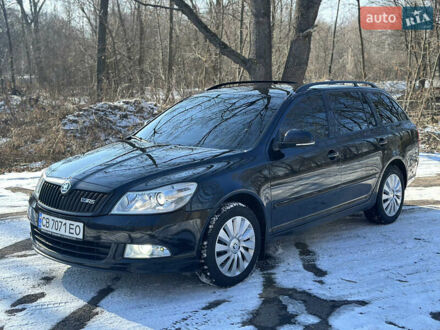 Шкода Октавія 2010 у Прилуках на Automoto.ua Чорний Шкода Октавія, об'ємом двигуна 1.97 л та пробігом 243 тис. км за 8700 $, фото 1 на Automoto.ua