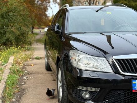 Черный Шкода Октавия, объемом двигателя 2 л и пробегом 201 тыс. км за 12000 $, фото 1 на Automoto.ua