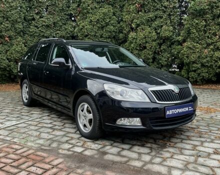 Чорний Шкода Октавія, об'ємом двигуна 0 л та пробігом 229 тис. км за 7800 $, фото 1 на Automoto.ua