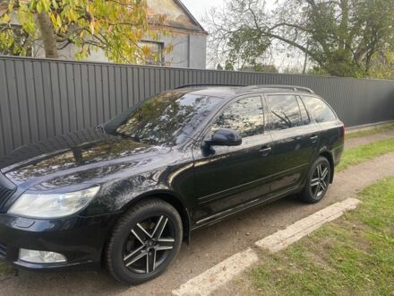 Шкода Октавія 2010 у Ковель на Automoto.ua Чорний Шкода Октавія, об'ємом двигуна 1.6 л та пробігом 277 тис. км за 8300 $, фото 1 на Automoto.ua