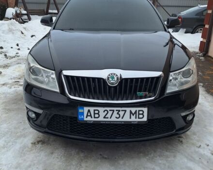 Черный Шкода Октавия, объемом двигателя 2 л и пробегом 249 тыс. км за 9500 $, фото 1 на Automoto.ua