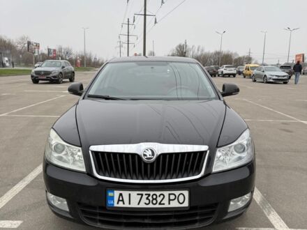 Черный Шкода Октавия, объемом двигателя 1.6 л и пробегом 164 тыс. км за 7500 $, фото 1 на Automoto.ua