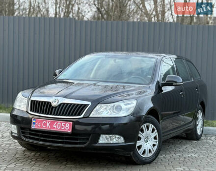 Черный Шкода Октавия, объемом двигателя 1.6 л и пробегом 202 тыс. км за 7490 $, фото 1 на Automoto.ua