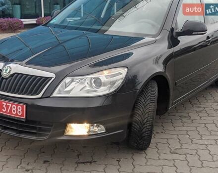 Черный Шкода Октавия, объемом двигателя 0 л и пробегом 110 тыс. км за 7100 $, фото 1 на Automoto.ua