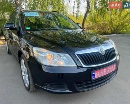 Черный Шкода Октавия, объемом двигателя 1.4 л и пробегом 226 тыс. км за 6800 $, фото 1 на Automoto.ua
